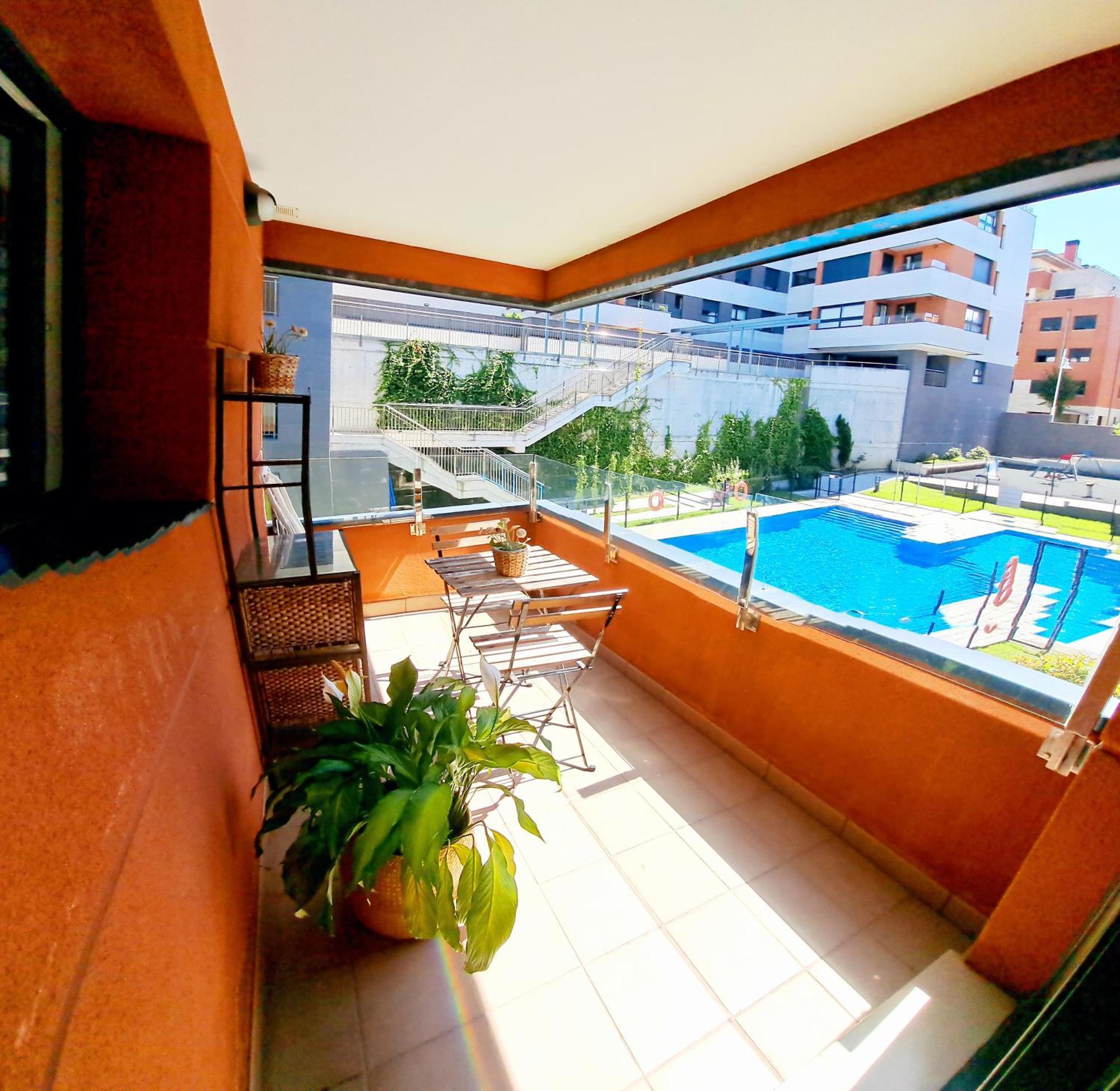Costa Norte Gym Con Terraza Garaje Y Piscina Castro Urdiales